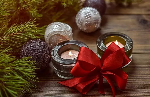 essential oils christmas candles - homescentify.com