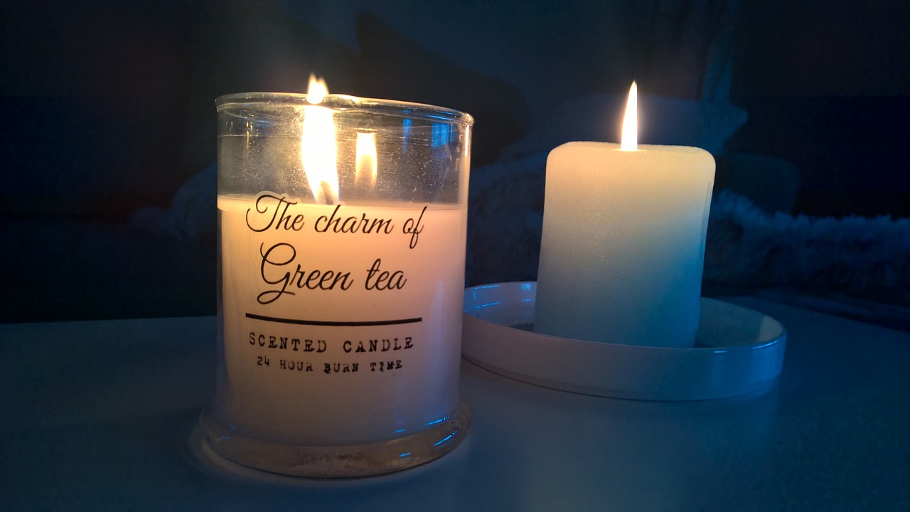 Natural scented candles to help you refresh your senses at home